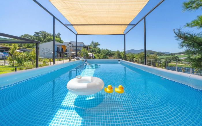 Ganghwado Labyrinthos Companimal Pension