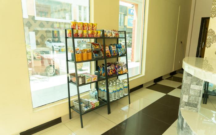 Night Queen Hotel (Kota Warisan)