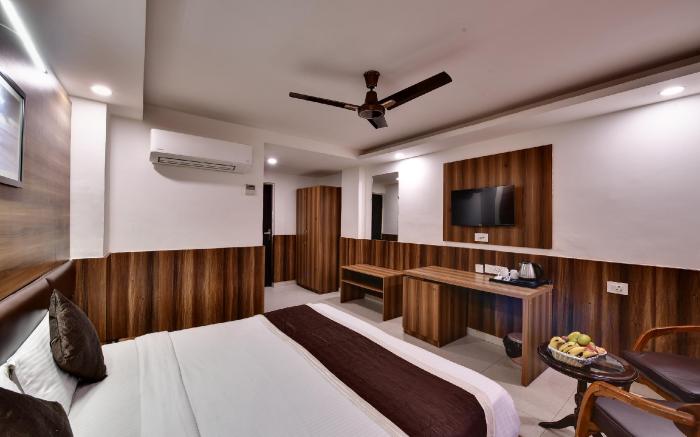 RnB Select Walk-Inn Lucknow