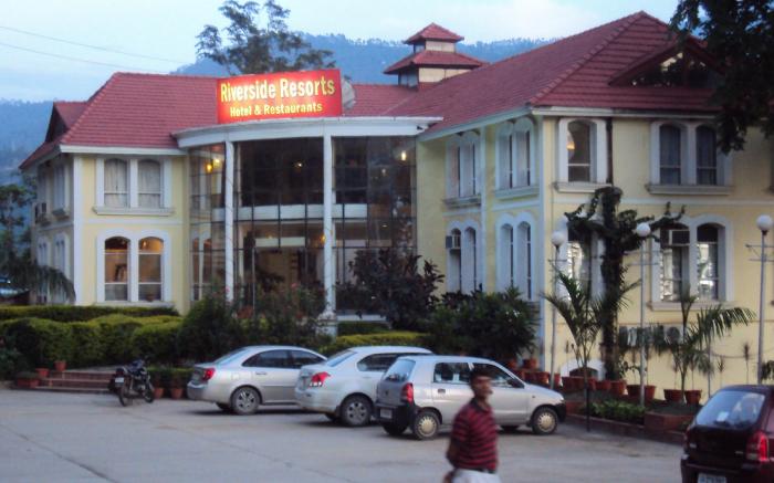 Riverside Resorts