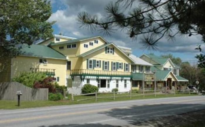 Gray Ghost Inn