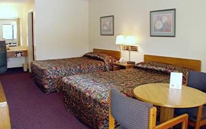 Hallmark Inn and Suites