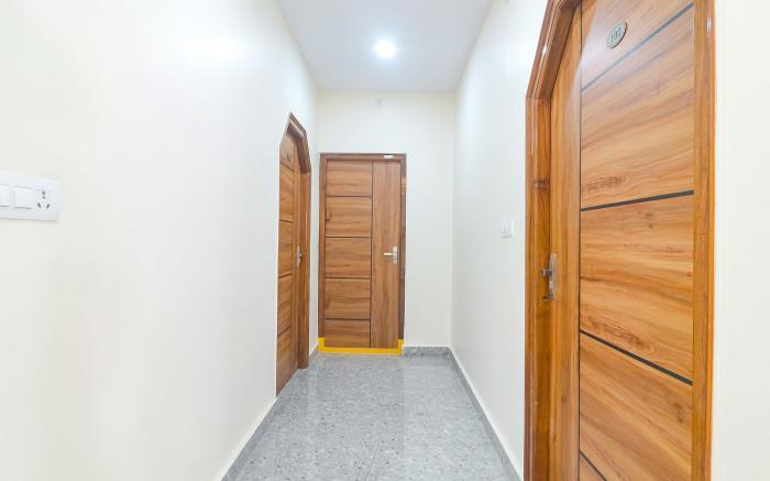 FabExpress RS Living - Nr TCS Deccan Park, Hitech City