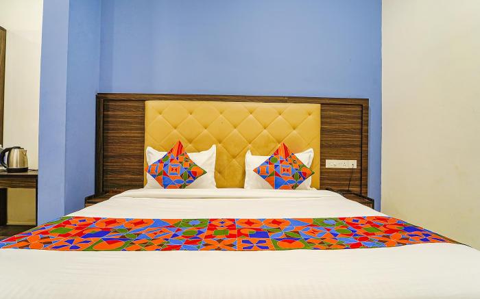 FabHotel Central Inn Residency - Nr. Ponneth Temple