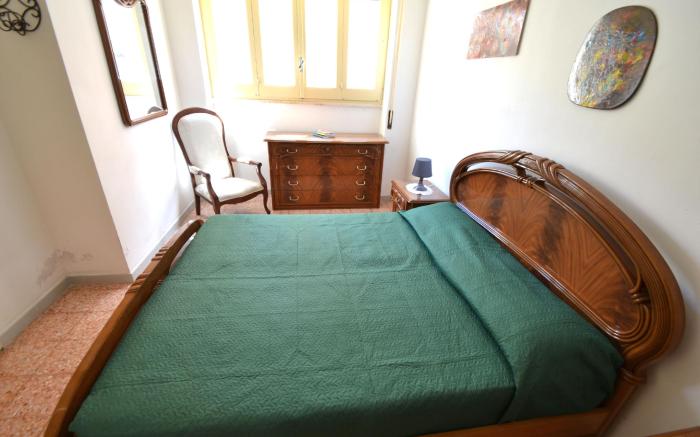 Luce holiday home with air conditioning for 5 guests