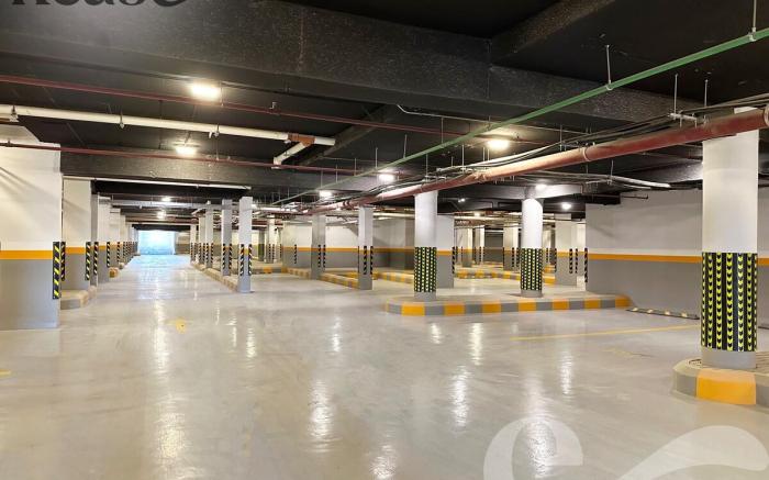 Kease Hittin B-12 Latest Development Balcony GX58