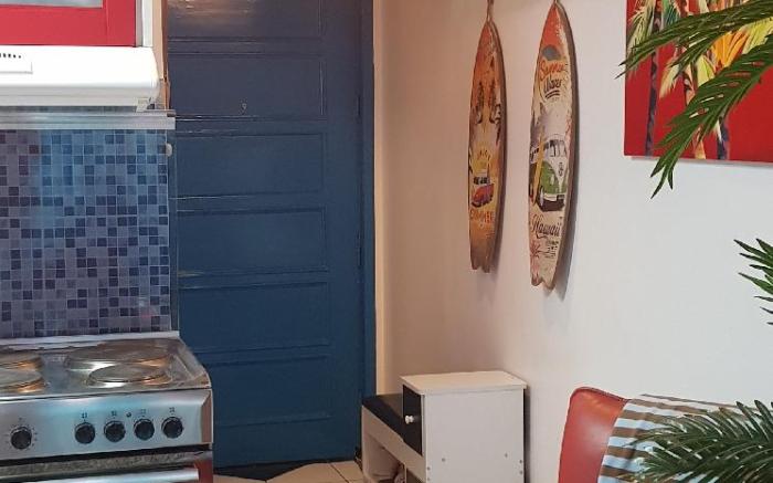 Poblacion Hidden Gem | Central Location w/ Balcony