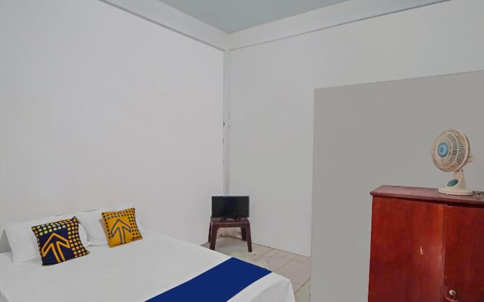 SPOT ON 92600 Mandiri Inn