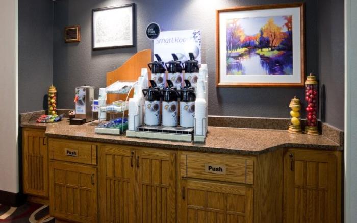 Holiday Inn Express & Suites Worthington By IHG