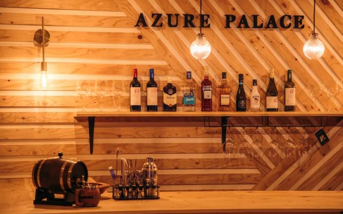 Adult Playground! Sauna, Poker, BBQ