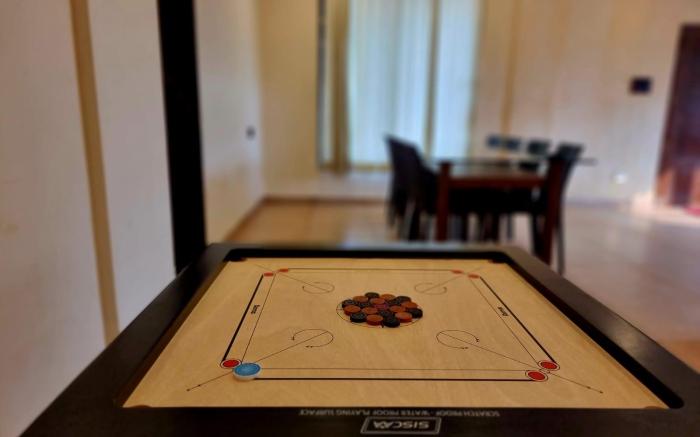 VIDHI VILLA - Besides Valley View with Luxurious Swimming pool & AC