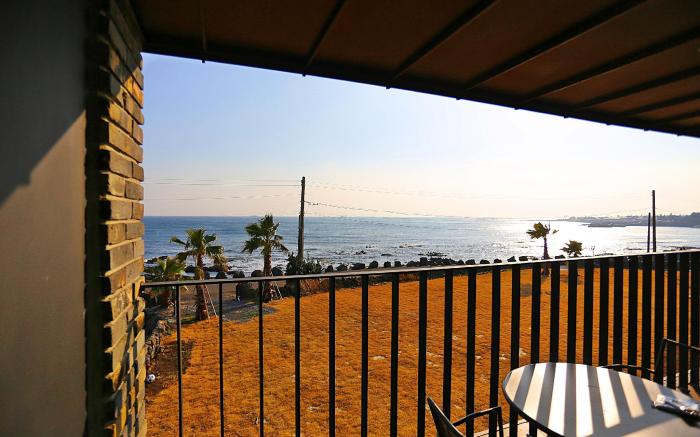 THE VILLAS OCEAN Antique