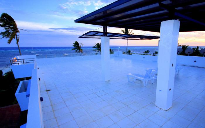 Bohol South Beach Hotel