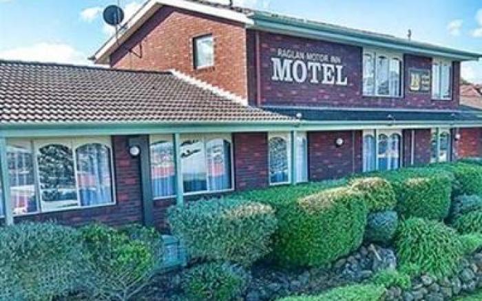 Raglan Motor Inn