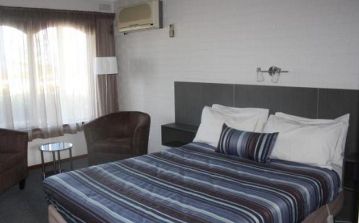 Raglan Motor Inn