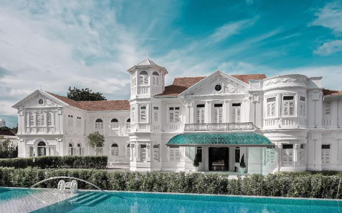 Macalister Mansion