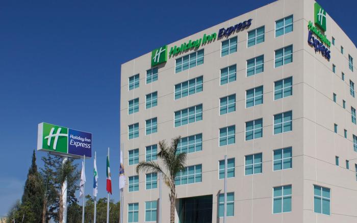 Holiday Inn Express & Suites Queretaro By IHG