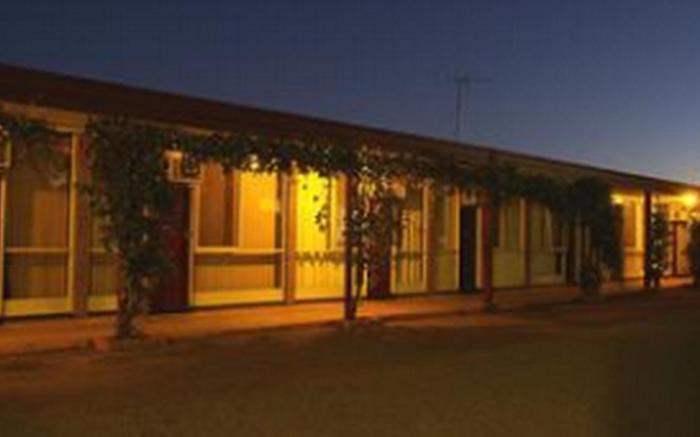 Adelaide Road Motor Lodge