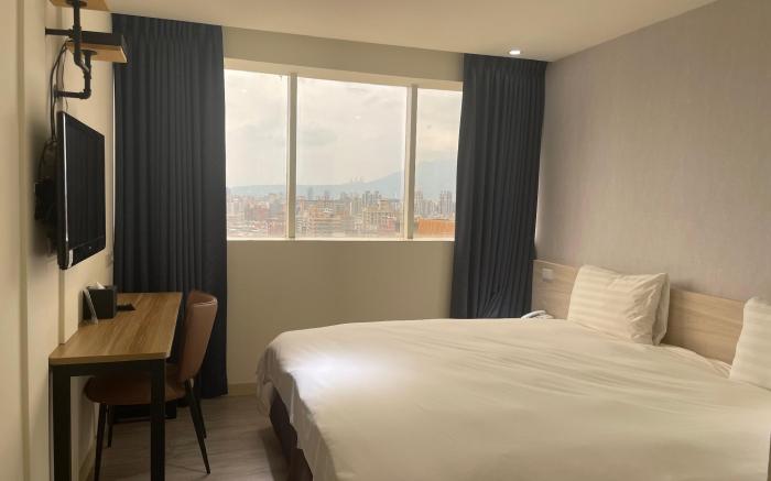 We Meet Taipei Hotel