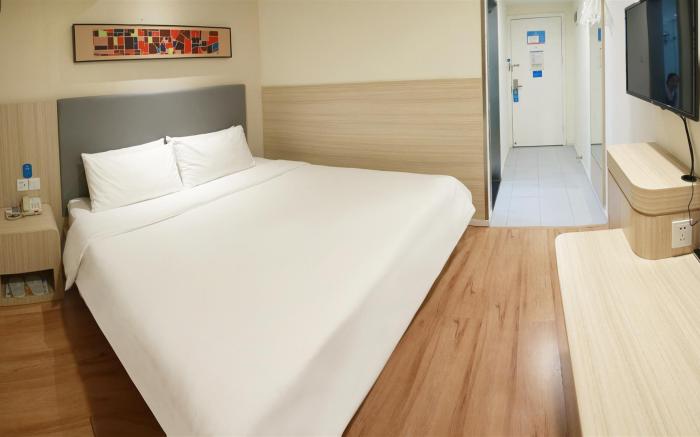 Hanting Hotel Hangzhou East Wulin Square