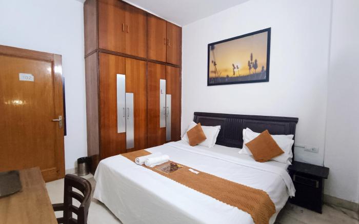 Hotel Pearl Residency Inn
