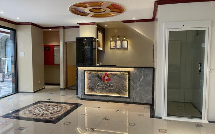 Capital O 90897 Island City Hotel
