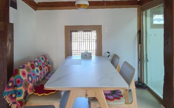 Boryeong dalitteumyeonkkochipigo Hanok Stay