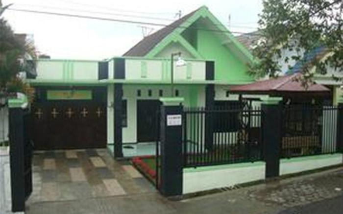 Villa Keluarga "Pondok Daun"