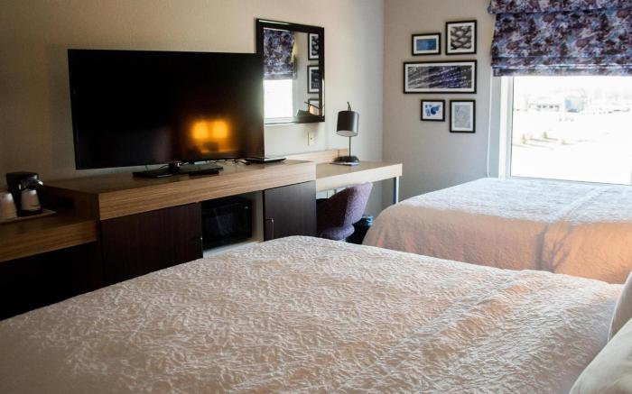 Hampton Inn & Suites by Hilton Warrington Horsham