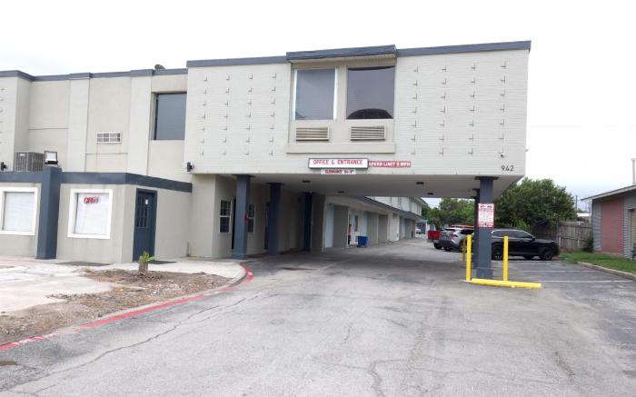 Americas Best Value Inn San Antonio