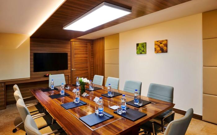 Hilton Garden Inn Lucknow