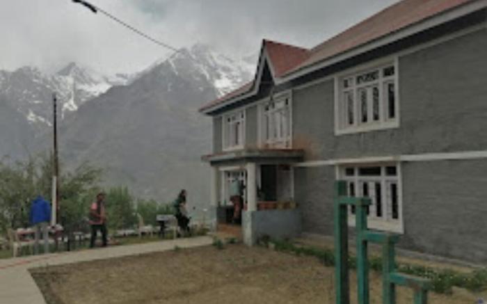 Goroomgo Himalaya Retreat Homestay