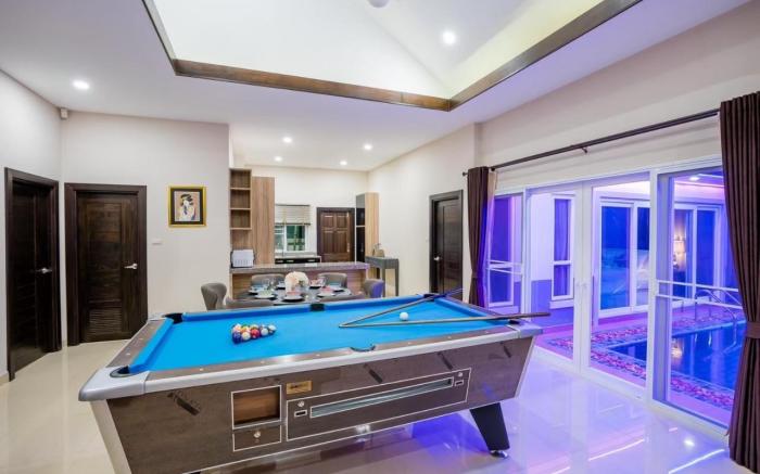 So close Pool Villa
