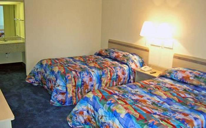 Motel 6 Lost Hills / Buttonwillow Racetrack