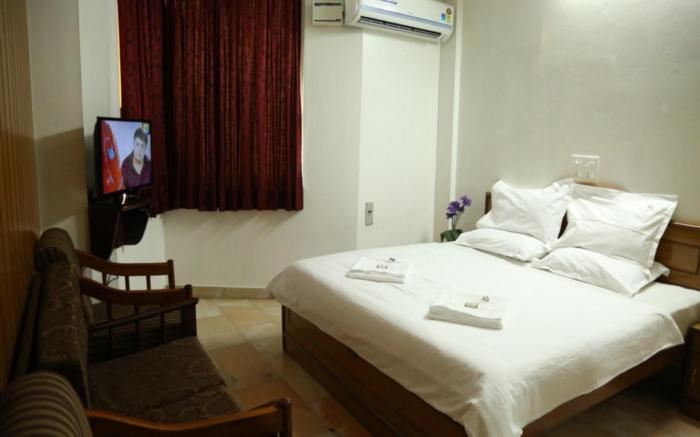 Sri Aarvee Hotel - Coimbatore