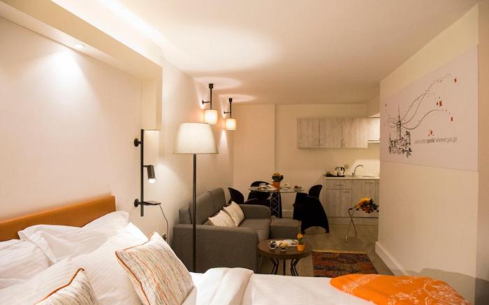 Sparkle Hotel