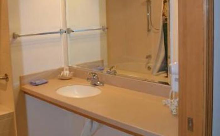 Anaco Bay Inn