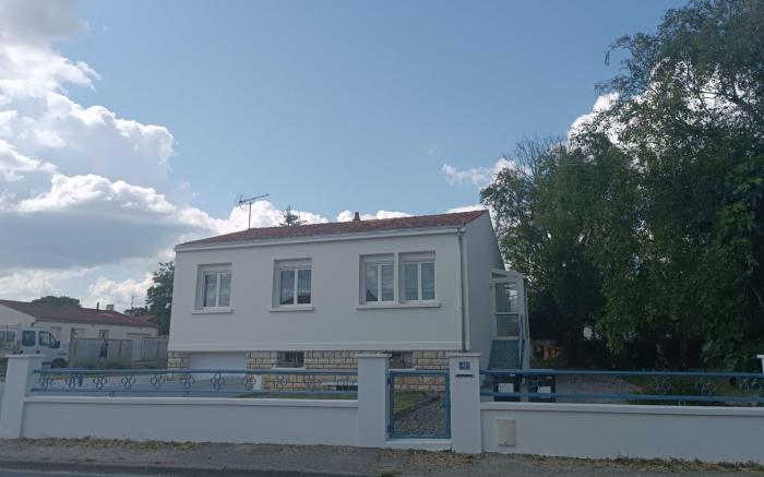 Charmante maison entre mer et campagne 