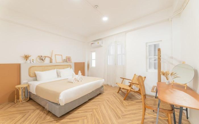 Craft studio apt.​ in heart of Nimman, 3BR