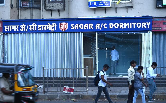 Sagar Dormitory Andheri - Nearest to Andheri Railway Station West