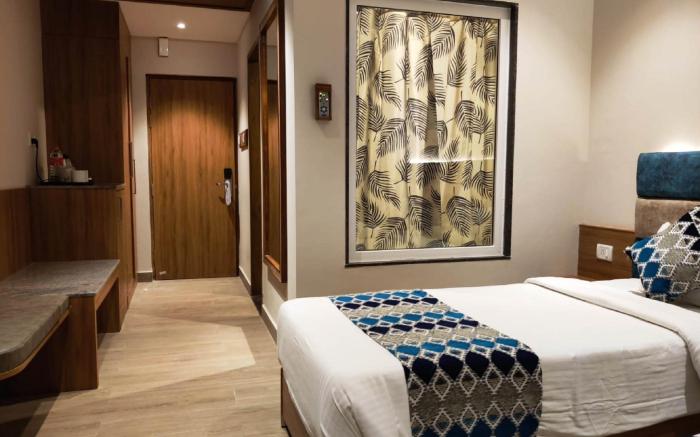Mermaid Resort - Kelambakkam