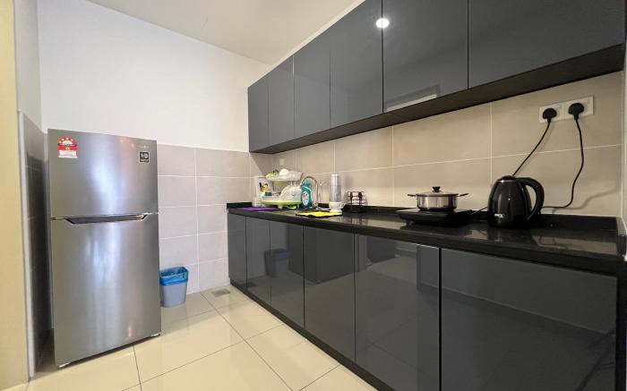 High Floor Infinite Pool 2 Bedroom Cozy Family HM