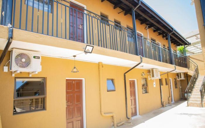 PLATINUM EAGLE GUEST HOUSE
