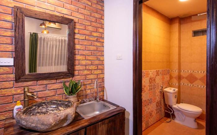 Rustic Room 2 - Near Opera Hause - Newly Built