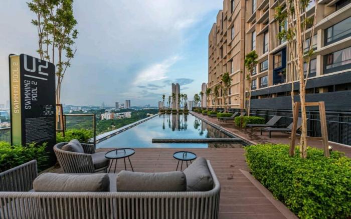 Duplex Cozy with Sunset View Tamarind Suite Cyber