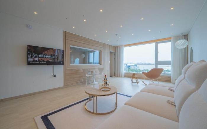 Pohang Pool Villa Yeongil