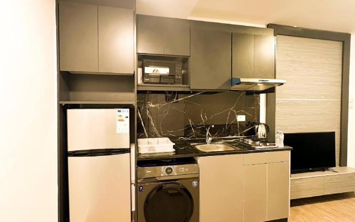 Central Apartment For Rent 29