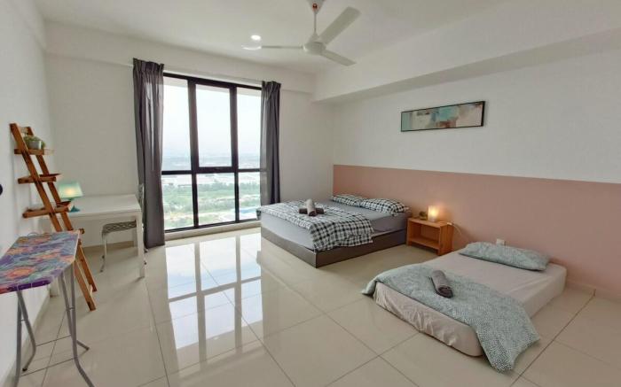 Cozy Studio for 3pax @ Icon City 