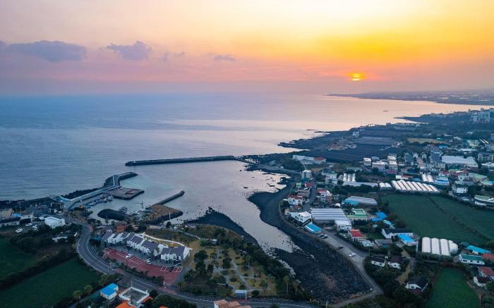 Jeju Badayeon Pool Villa