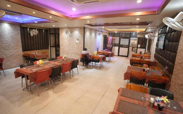 Hotel RajKamal Near Varanasi Railway Station